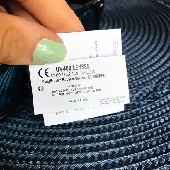 🆕 GREEN BLUE LENSE BLACK FRAME SUNGLASSES! - Picture 8 of 8
